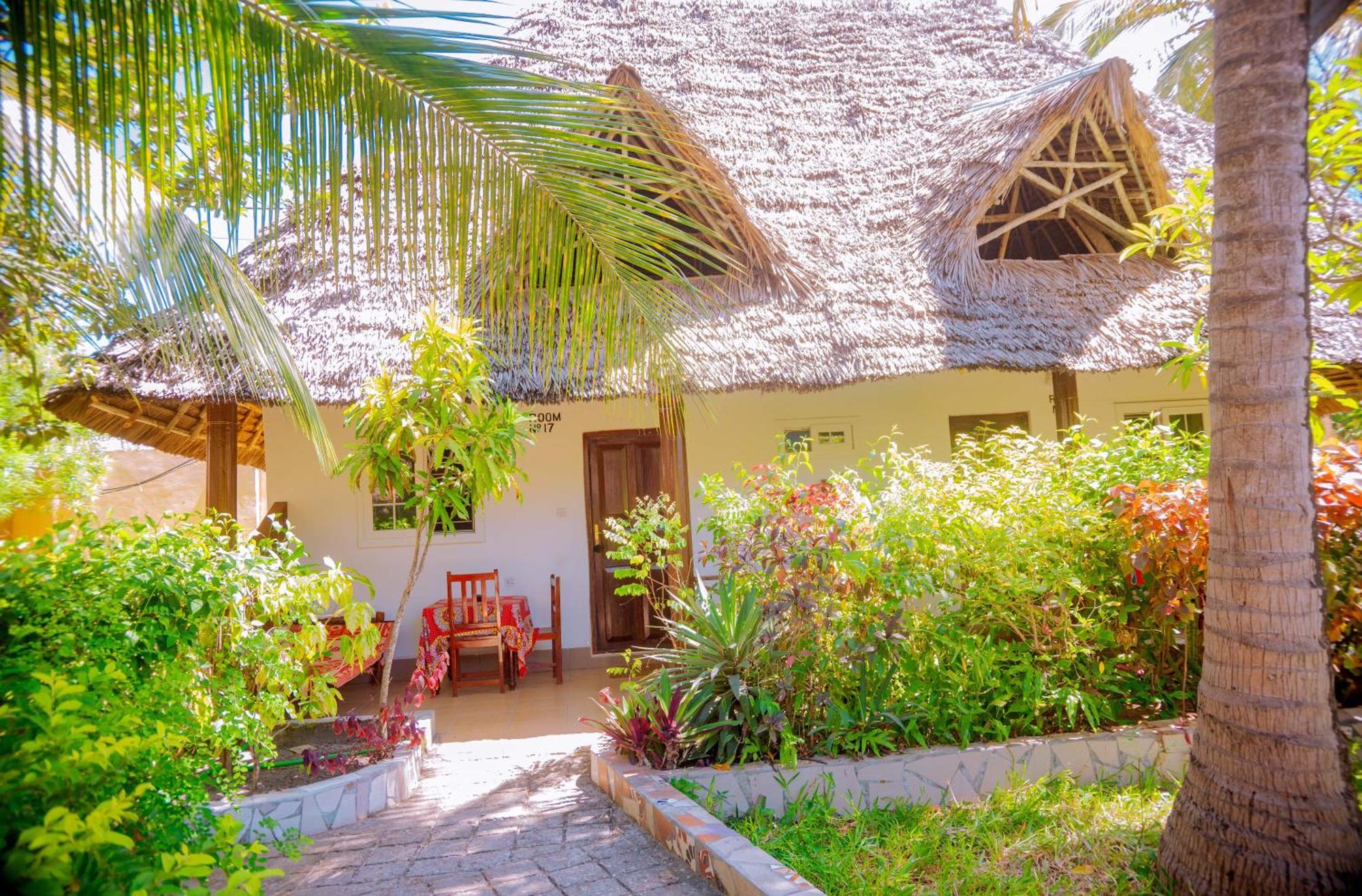Baraka Beach Bungalows Nungwi Buitenkant foto