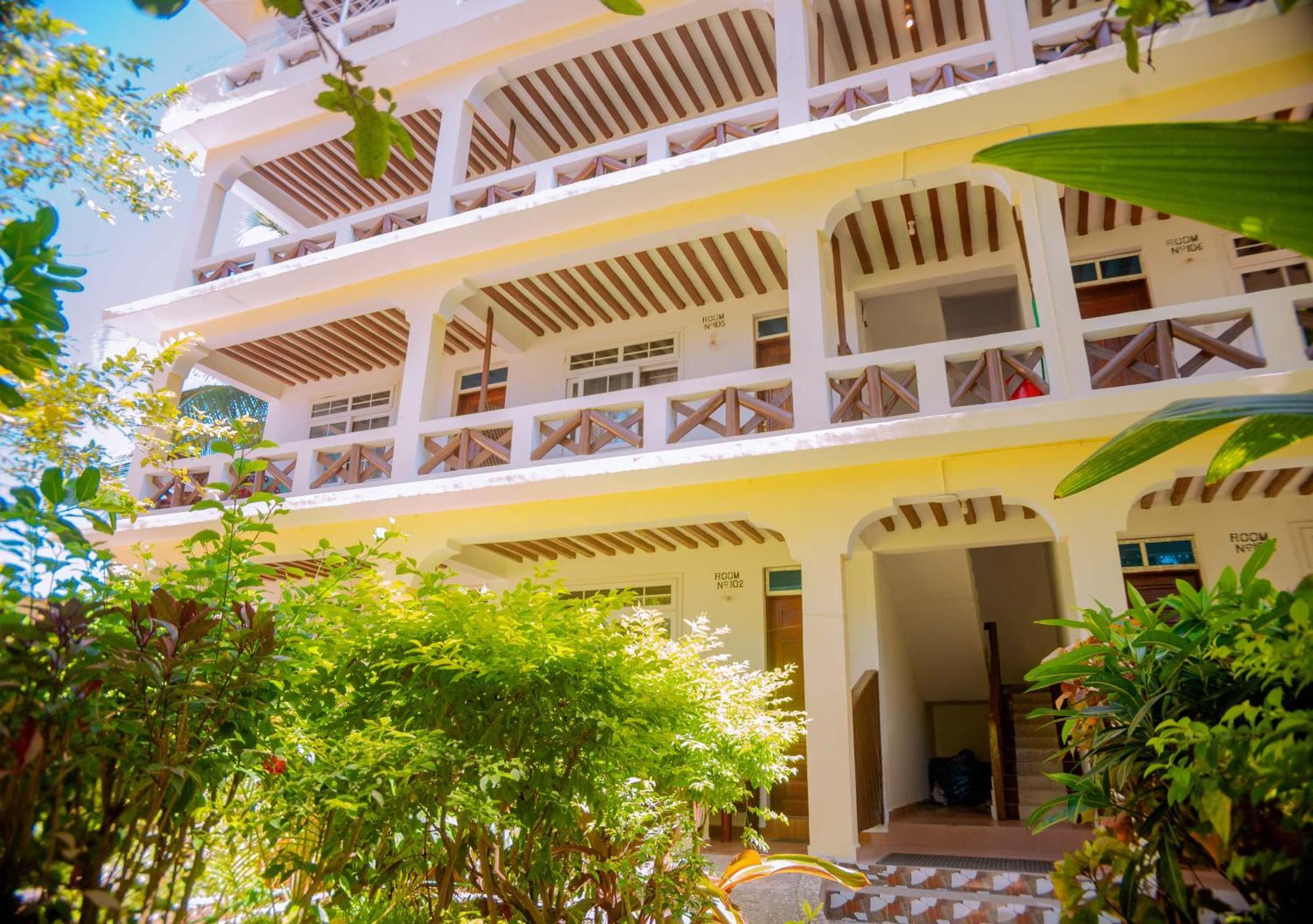 Baraka Beach Bungalows Nungwi Buitenkant foto