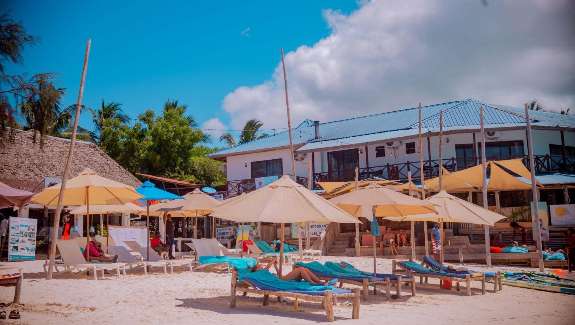 Baraka Beach Bungalows Nungwi Buitenkant foto